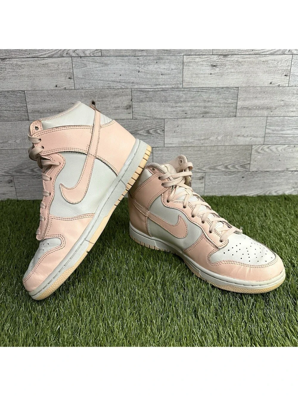 Nike Dunk High Crimson Tint Women's Size 7 US White DD1869-104 Athletic Shoes